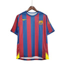 Camisa Barcelona Retrô Azul e Vermelha Nike - 2006
