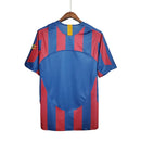 Camisa Barcelona Retrô Azul e Vermelha Nike - 2006